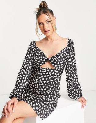 QED London twist front body-conscious dress in heart print-Black