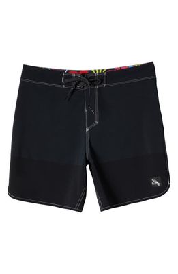 Quiksilver Snyc Highlite Scallop 18 Board Shorts in Black