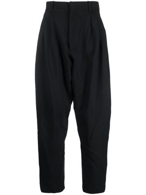 QUIRA pleat-detailing wool tapered trousers - Black