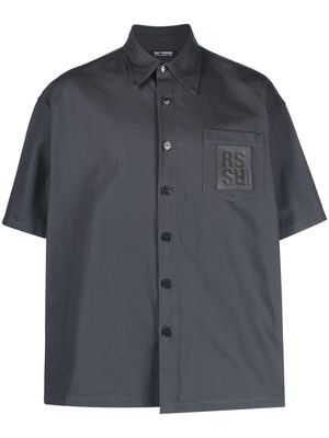 Raf Simons logo-patch shirt - Grey