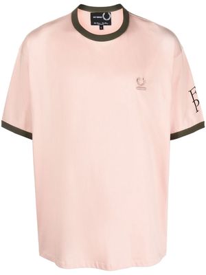 Raf Simons X Fred Perry brooch-detail cotton T-shirt - Pink