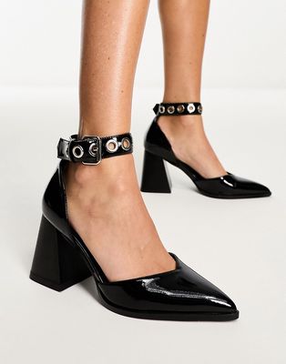 RAID Zylee heeled shoe with hardware in black