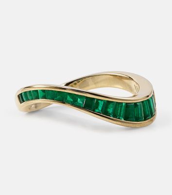 Rainbow K Wave 9kt gold rind with emeralds