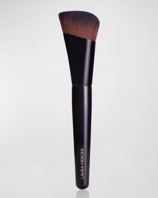 Real Flawless Foundation Brush