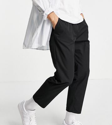 Reclaimed Vintage inspired cropped relaxed pant in black