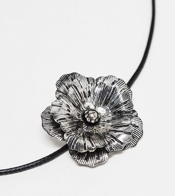 Reclaimed Vintage unisex metal corsage flower necklace on cord-Silver