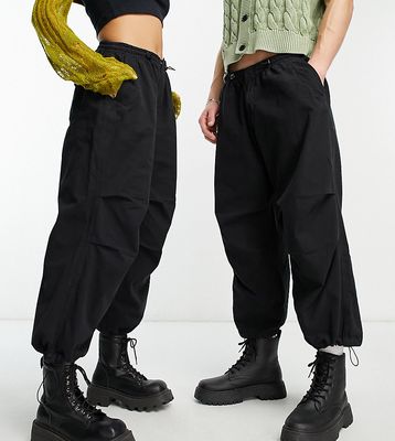 Reclaimed Vintage unisex parachute cargo pants in black-Multi