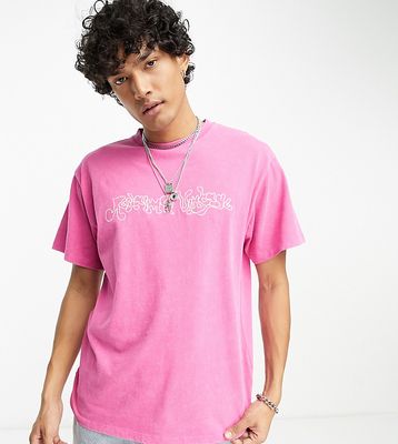Reclaimed Vintage wavy logo t-shirt in pink