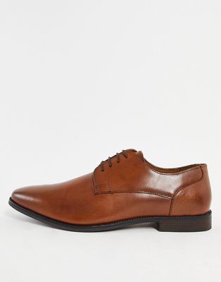 Red Tape derby leather lace up shoes in tan-Brown
