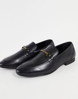 Red Tape metal trim loafers in black leather