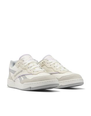 Reebok BB 4000 II unisex sneakers in chalk with lilac and gray detail-White