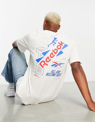 Reebok graphic t-shirt in white