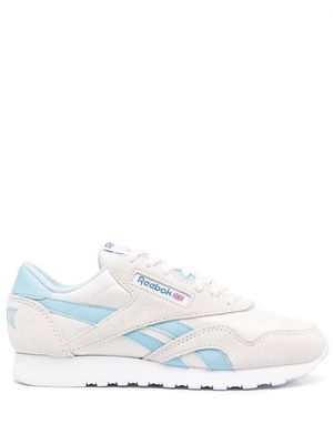 Reebok lace-up low-top suede sneakers - Neutrals