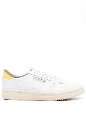 Reebok low-top lace-up sneakers - White