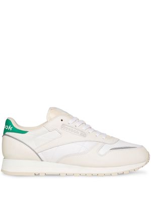 Reebok Special Items Classic Leather panelled sneakers - White