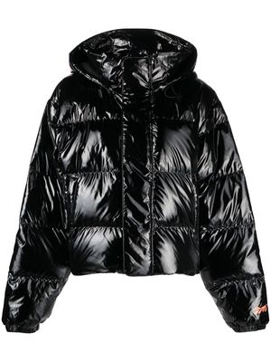 Reebok x Victoria Beckham logo-print hooded puffer jacket - Black