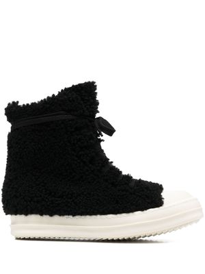 Rick Owens faux-shearling lace-up boots - Black