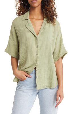 Rip Curl Women's Surf Short Sleeve Button-Up Shirt in Mid Green