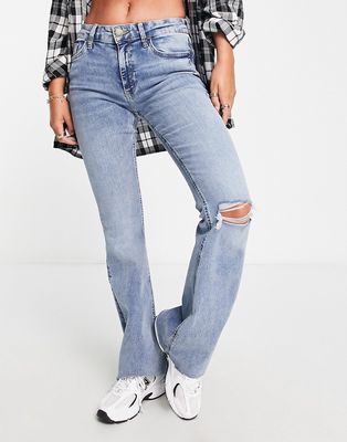 River Island Amelie flare jeans with rip in blue