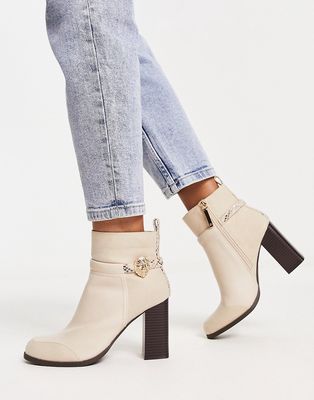 River Island hardware ankle boot in cream-White