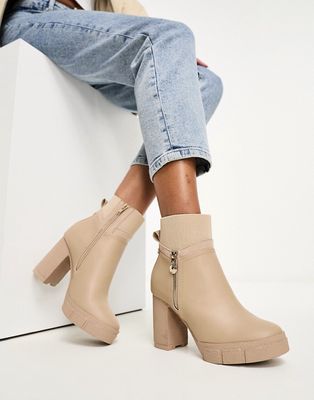 River Island heeled boot with side zip in cream-White