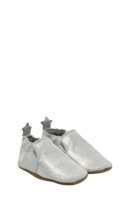 Robeez® Shimmer Crib Shoe in Silver 