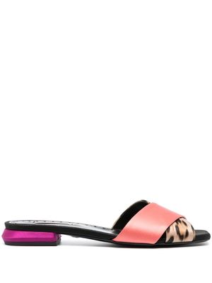 Roberto Cavalli cross-over strap sandals - Pink