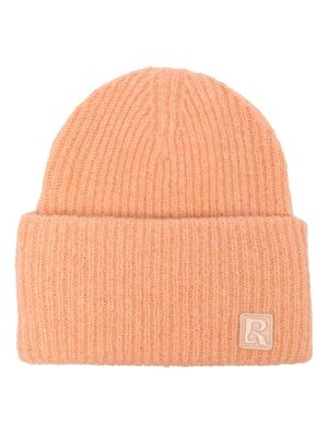 Rodebjer ribbed-knit logo-patch beanie - Orange