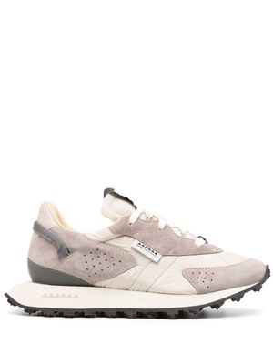 RUN OF Elio panelled leather sneakers - Grey