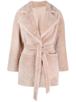 S.W.O.R.D 6.6.44 belted-waist shearling coat - Pink