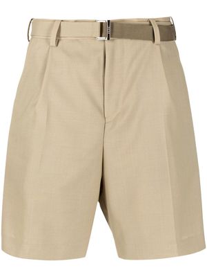 sacai belted-waist bermuda shorts - Neutrals
