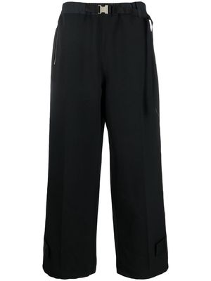 sacai buckle-fastening waistband trousers - Black