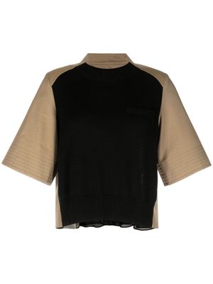 sacai colour-block pleated T-shirt - Brown