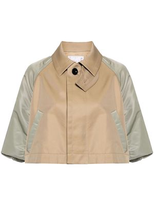 sacai contrasting-sleeves cropped jacket - Brown