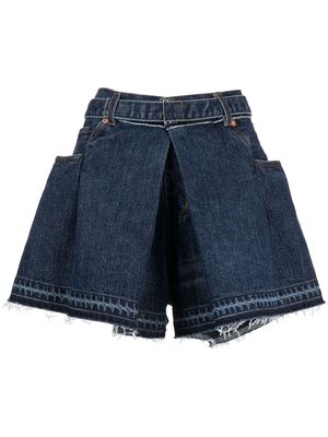 sacai frayed-edge denim shorts - Blue