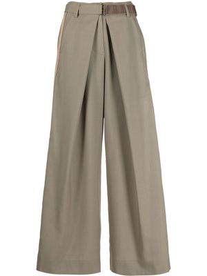 sacai inverted-pleat detail trousers - Green