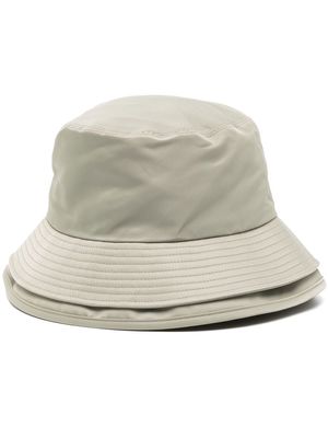 sacai logo-embroidered bucket hat - Green