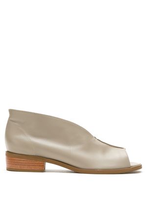 Sarah Chofakian slip-on glove sandals - Neutrals