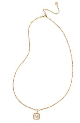 SAVVY CIE JEWELS Initial Pendant Necklace in Yellow-M