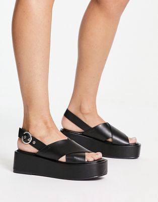 schuh Trini cross strap flatform sandals in black