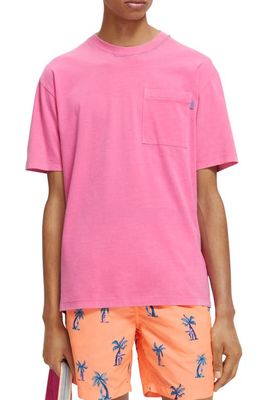Scotch & Soda Pool Position Organic Cotton Blend Graphic Pocket T-Shirt in 1095-Cerise