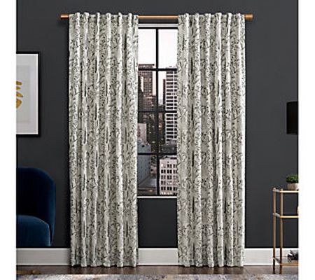 Scott Living Aubry Floral Blackout Curtain Pane l 52"x96"