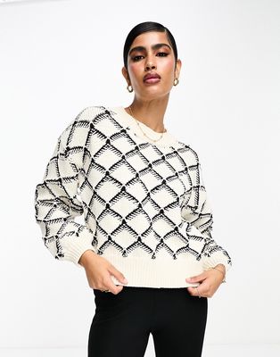 Selected Femme textured knitted sweater in mono-White