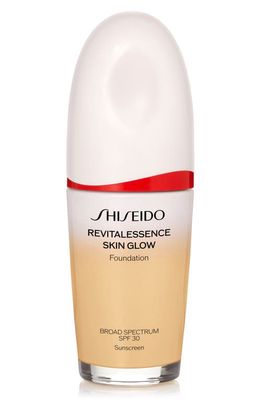 Shiseido Revitalessence Skin Glow Foundation SPF 30 in 250 Sand