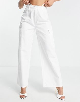 Simmi cargo pants in white