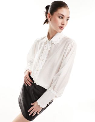 Sister Jane pearl button scallop blouse in ivory-White