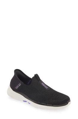 SKECHERS Go Walk 6 Slip-On Sneaker in Black/Lavender