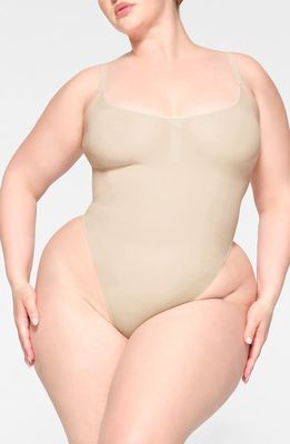 SKIMS Everyday Sculpt Bodysuit in Sand