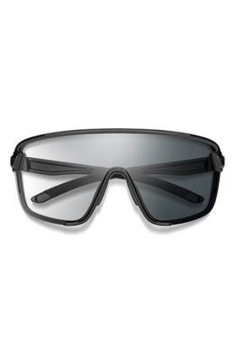 Smith Bobcat Photochromic 135mm ChromaPop™ Shield Sunglasses in Black /Photochromic Clear