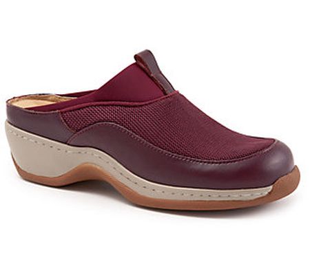 Softwalk Women's Aberdeen Clogs